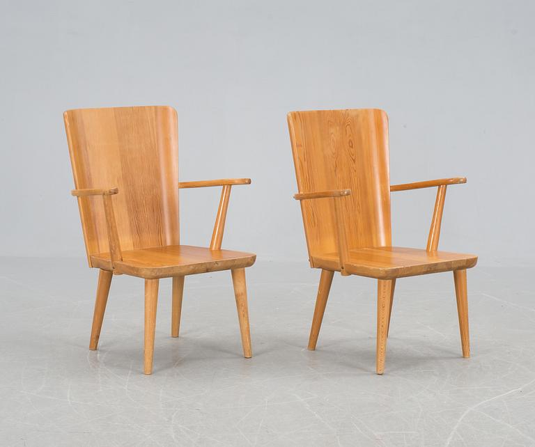 FÅTÖLJER, ett par, Svensk Fur, Göran Malmwall, Karl Andersson & söner, 1900-talets mitt.