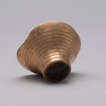 SKÅL, brons, stämplade Oy Taito Ab.