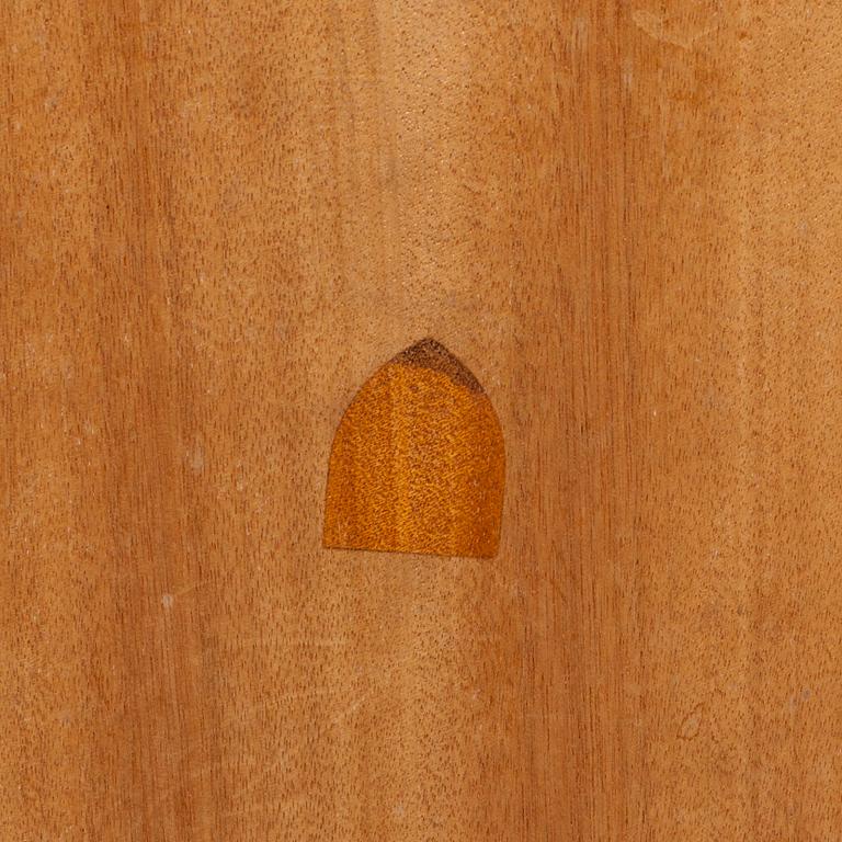 Jussi Peippo, A 1960s "Senator 3433" table for Asko.