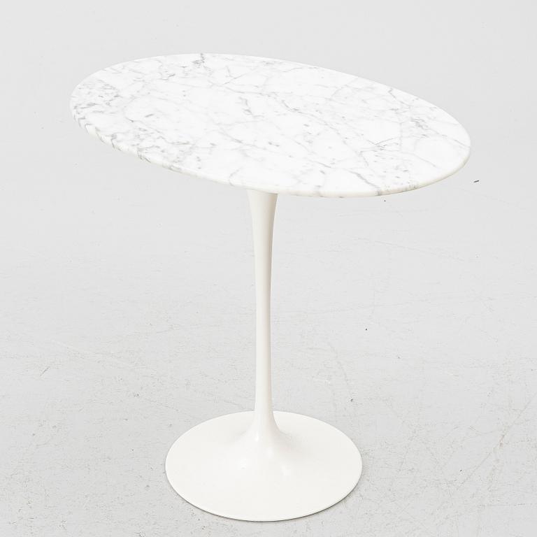 Eero Saarinen, Soffbord/sidobord, "Tulip", Knoll International.
