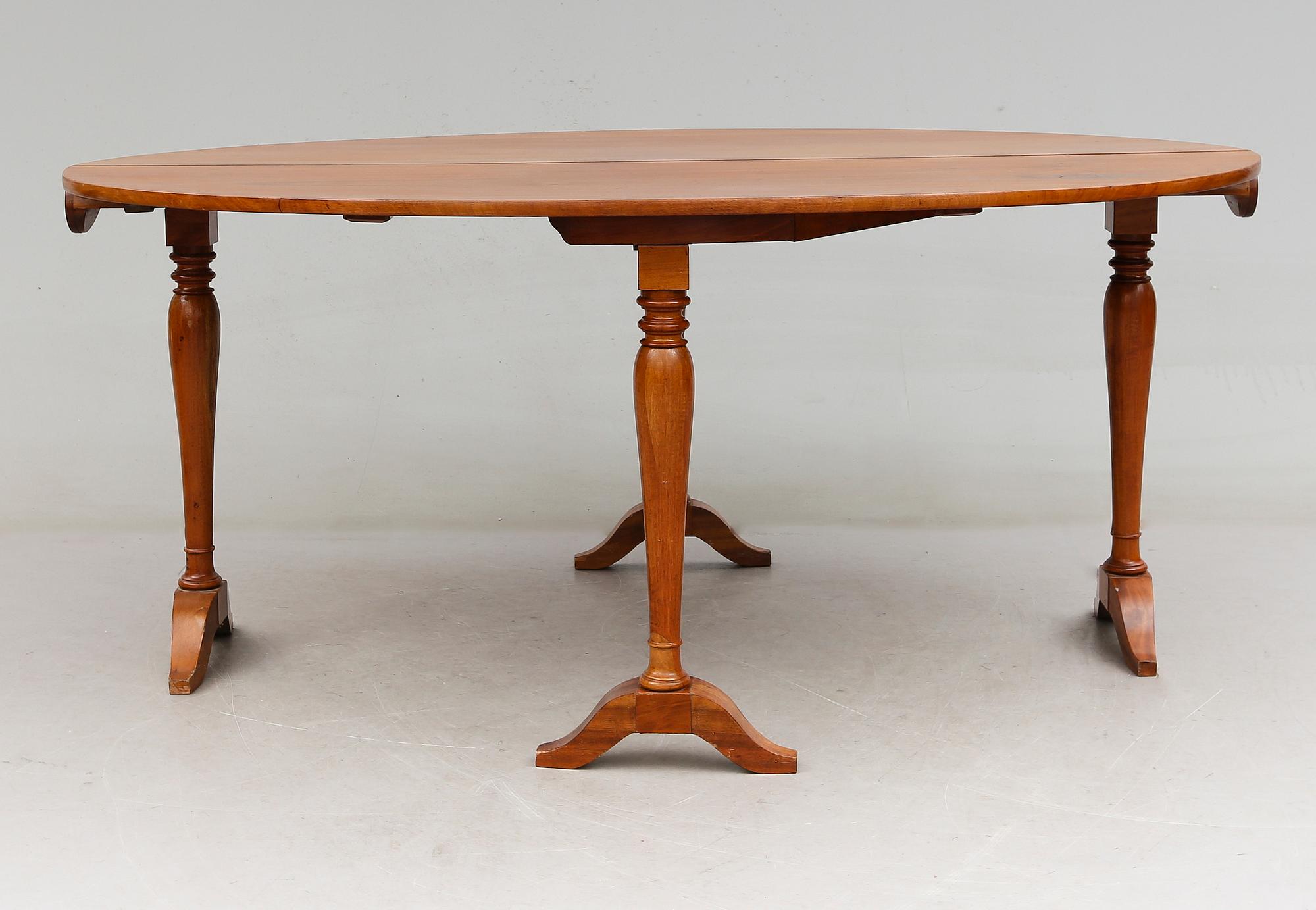 MATBORD, empirestil, 1900-talets början.
