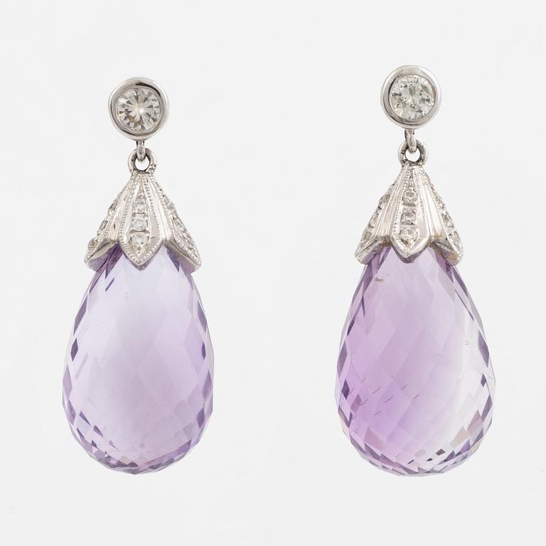 Earrings, 18K white gold with briolette-cut amethysts and brilliant-cut diamonds.