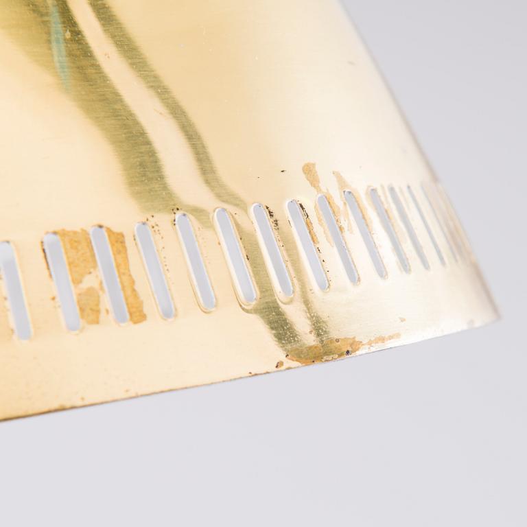 PAAVO TYNELL, pöytävalaisin, malli 9224, Idman 1900-luvun puoliväli.