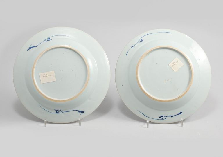 TALLRIKAR, ett par, porslin, Kangxi, 1662-1722.