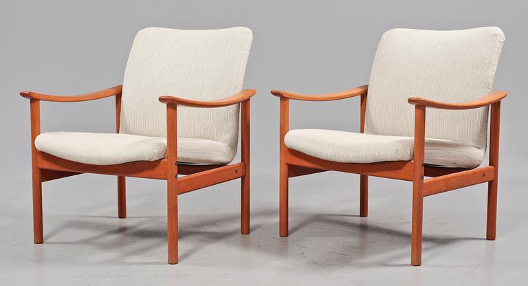 FÅTÖLJER, ett par, Ljungs Industrier AB, Malmö, 1900-talets mitt.