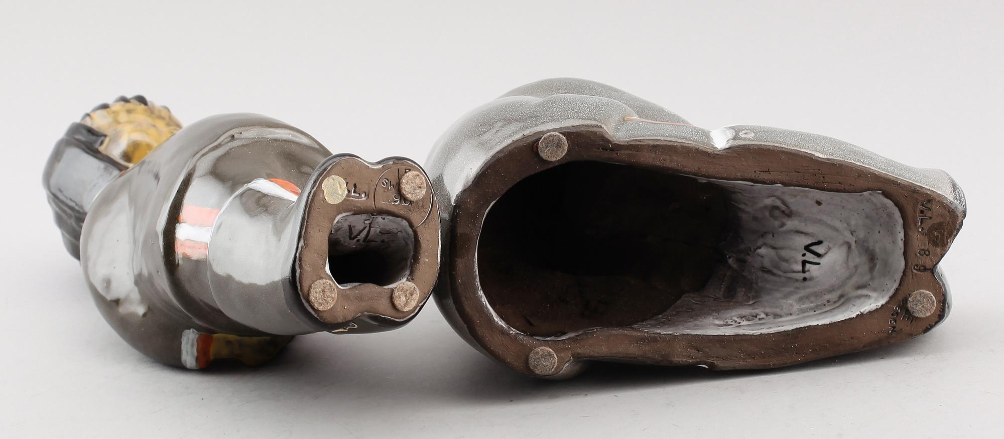FIGURER, 2 st, keramik, "Eskimå", Vicke Lindstrand, Upsala-Ekeby.
