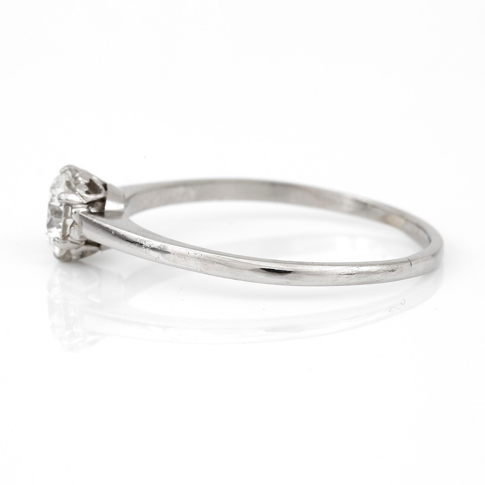 ENSTENRING, med briljantslipad diamant, ca 1,03 ct, Sven Holström, Stockholm, 1928. Platina.