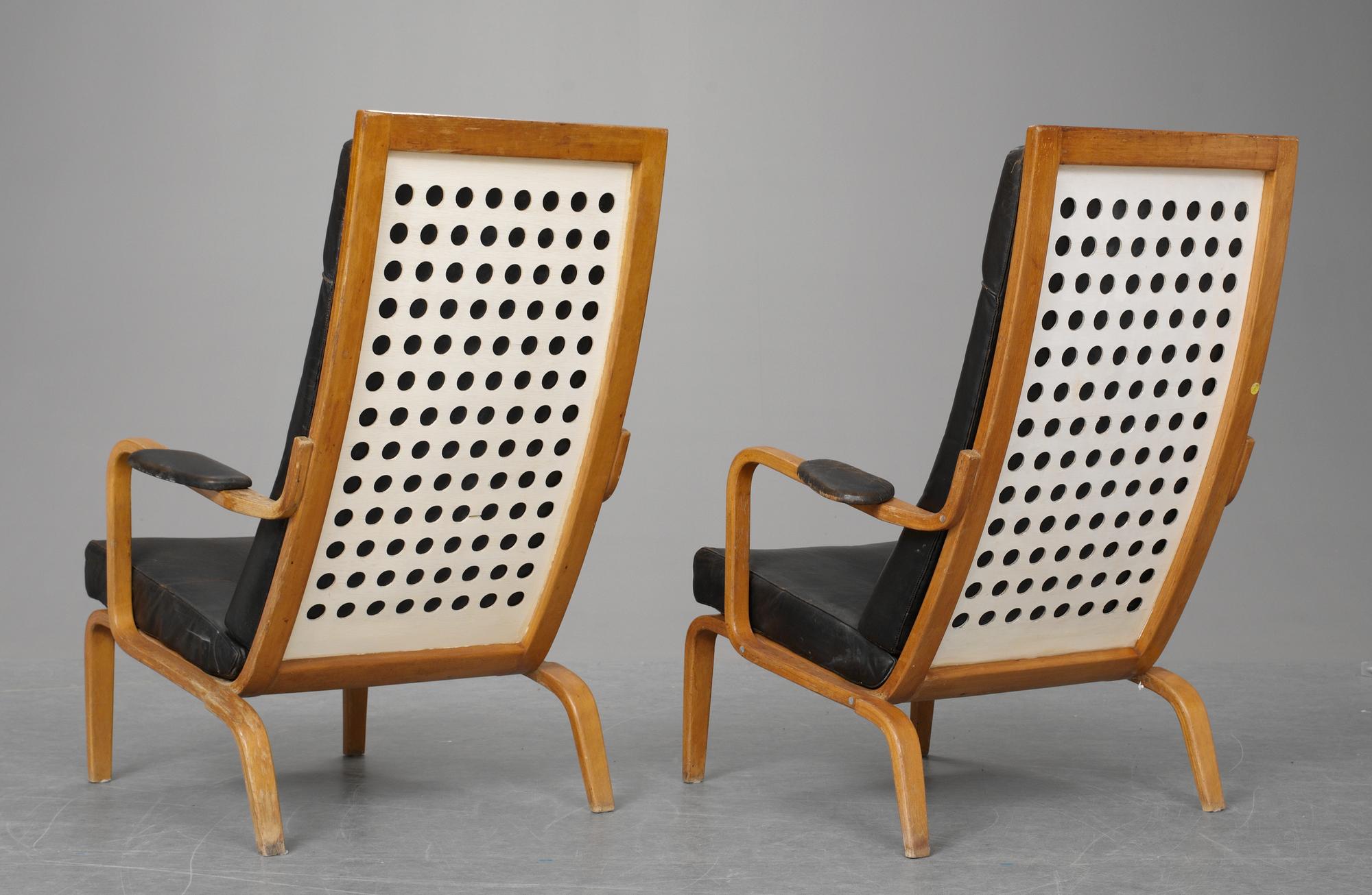 CARL-AXEL ACKING, fåtöljer, ett par, skinnklädda, DUX ca 1949-51.