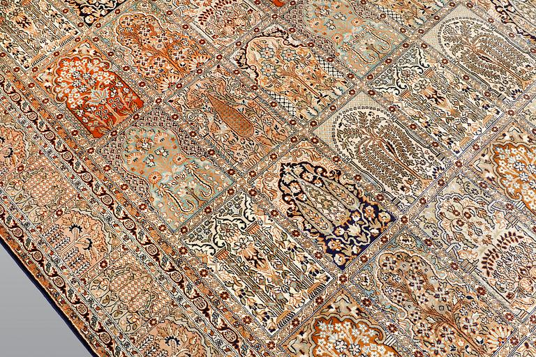 A carpet, Silk Kashmir, sk 24X24 297 x 186 cm.