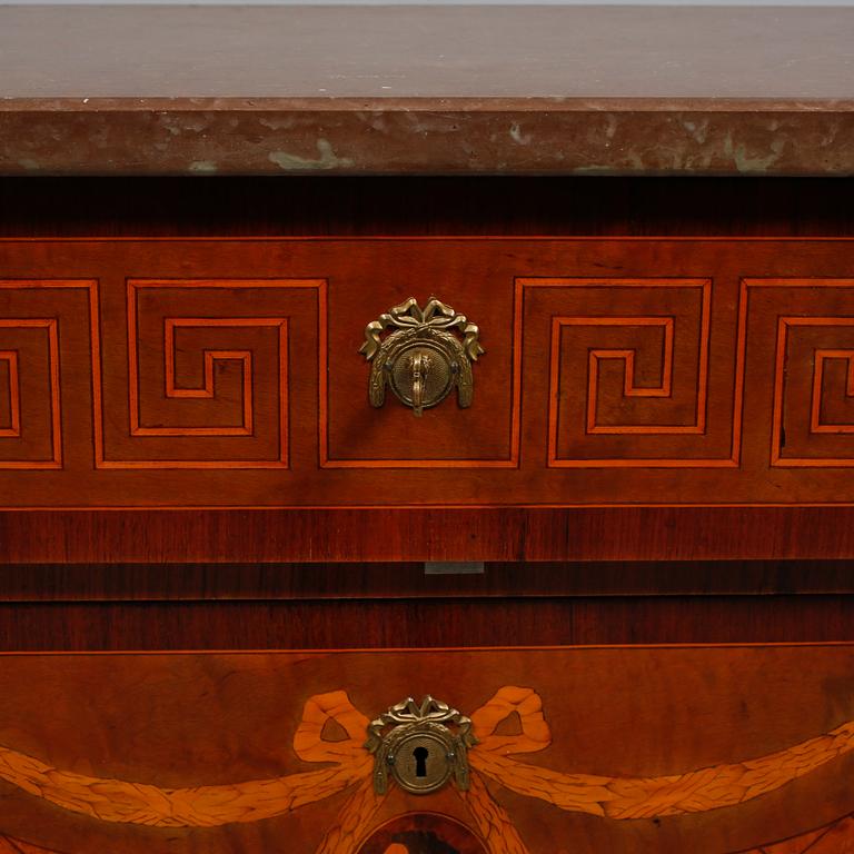 BYRÅ, gustaviansk stil, omkring 1900-talets mitt.