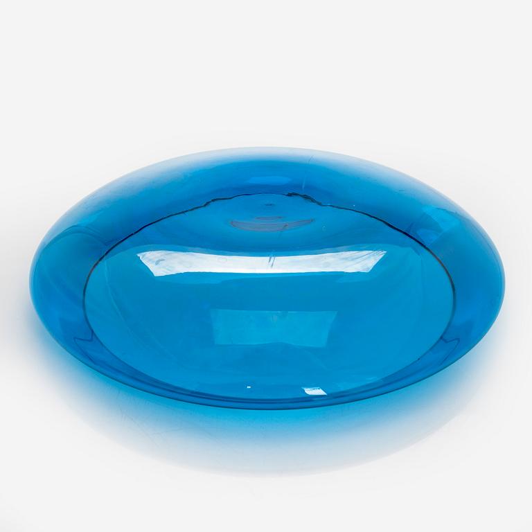 Nanny Still, a 15-piece 'Harlequin' glassware for Riihimäen Lasi Oy.