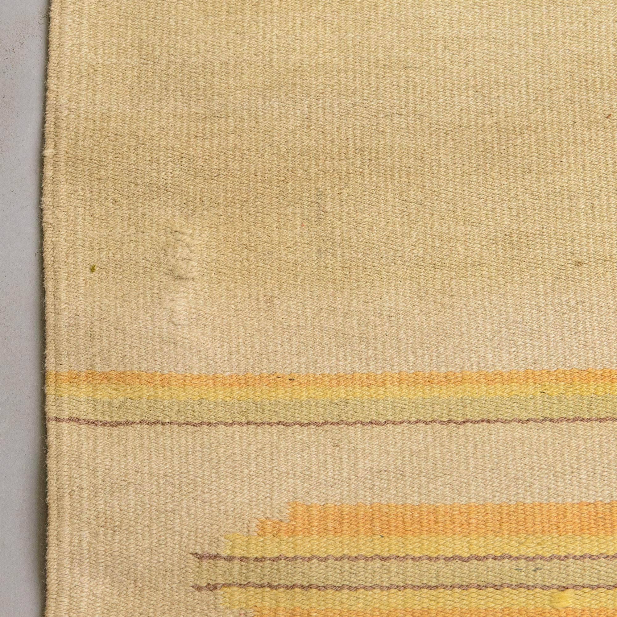 Hårgarnsmatta, 1930-tal. Ca 225x155 cm.