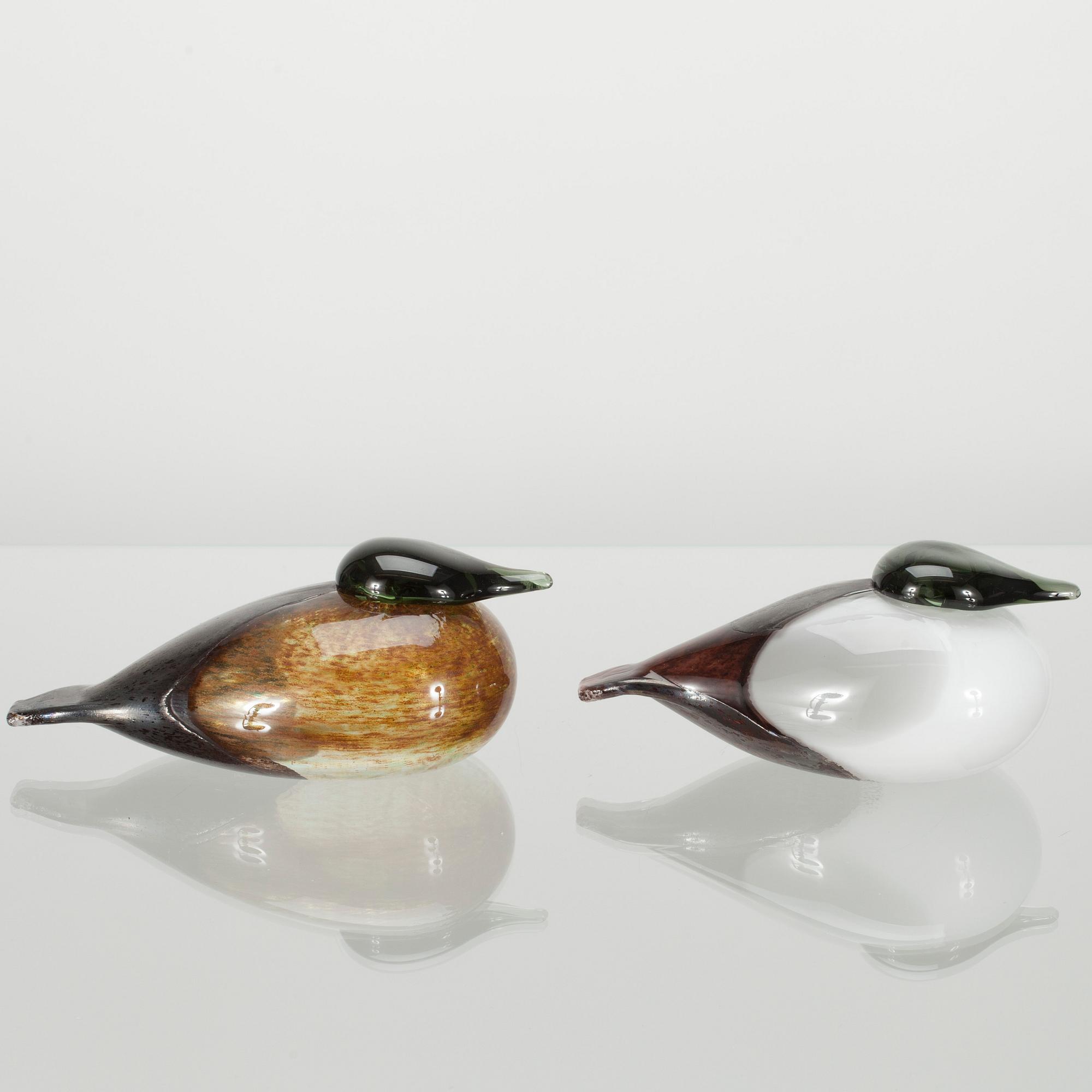 FIGURINER, 2 st, glas, signerade O. Toikka Nuutajärvi.