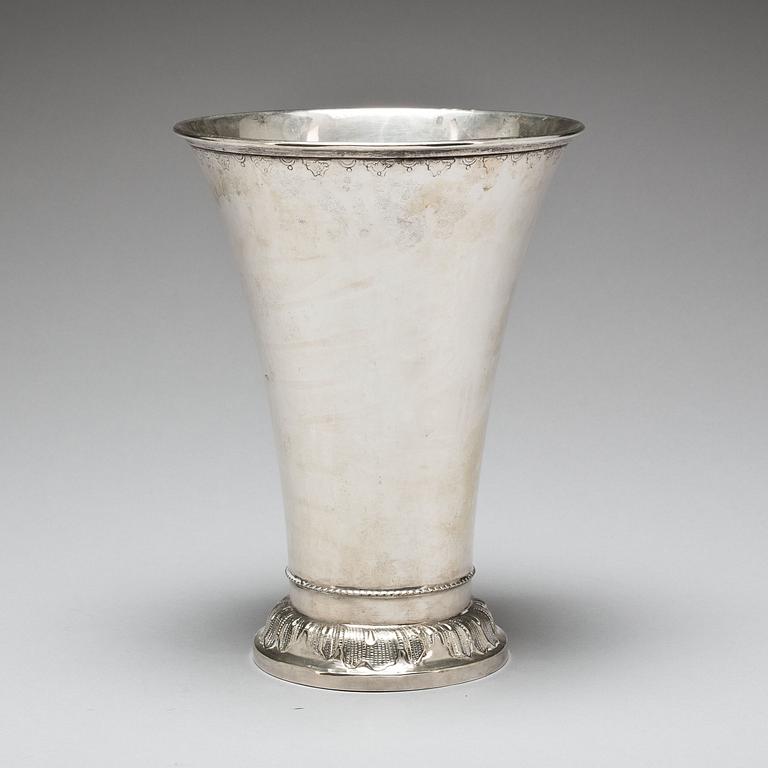 POKALVAS, silver. G.A.B 1910. 410 g.