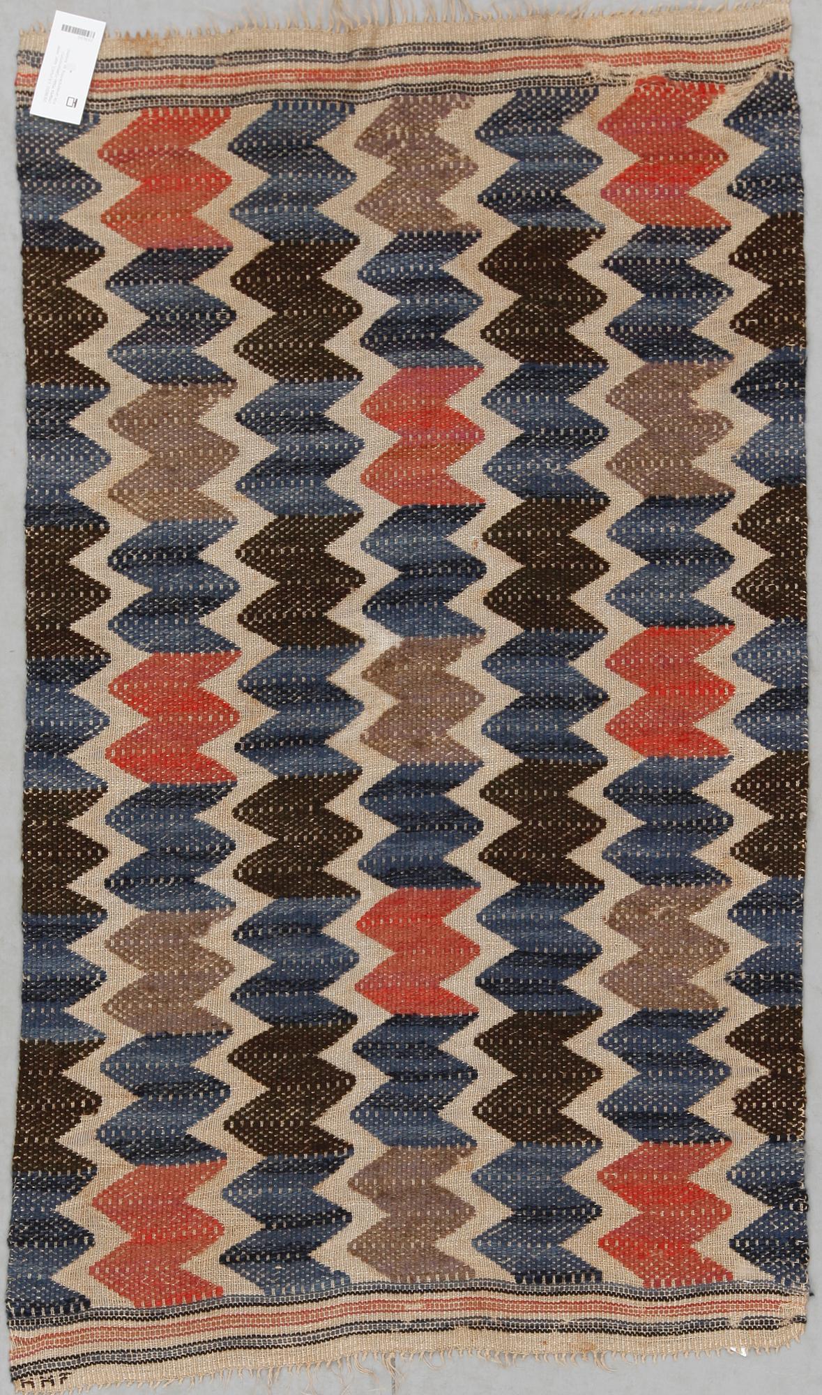 VÄVNAD, inplock på linnebotten, sign. MMF (Märta Måås-Fjetterström), ca 130x78.