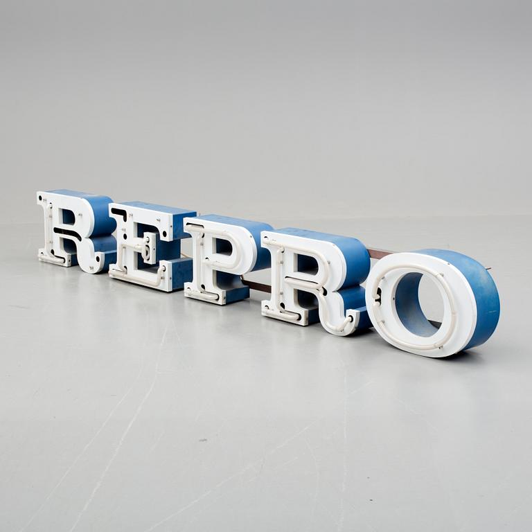 FASADSKYLT, "REPRO", 1900-talets första hälft.