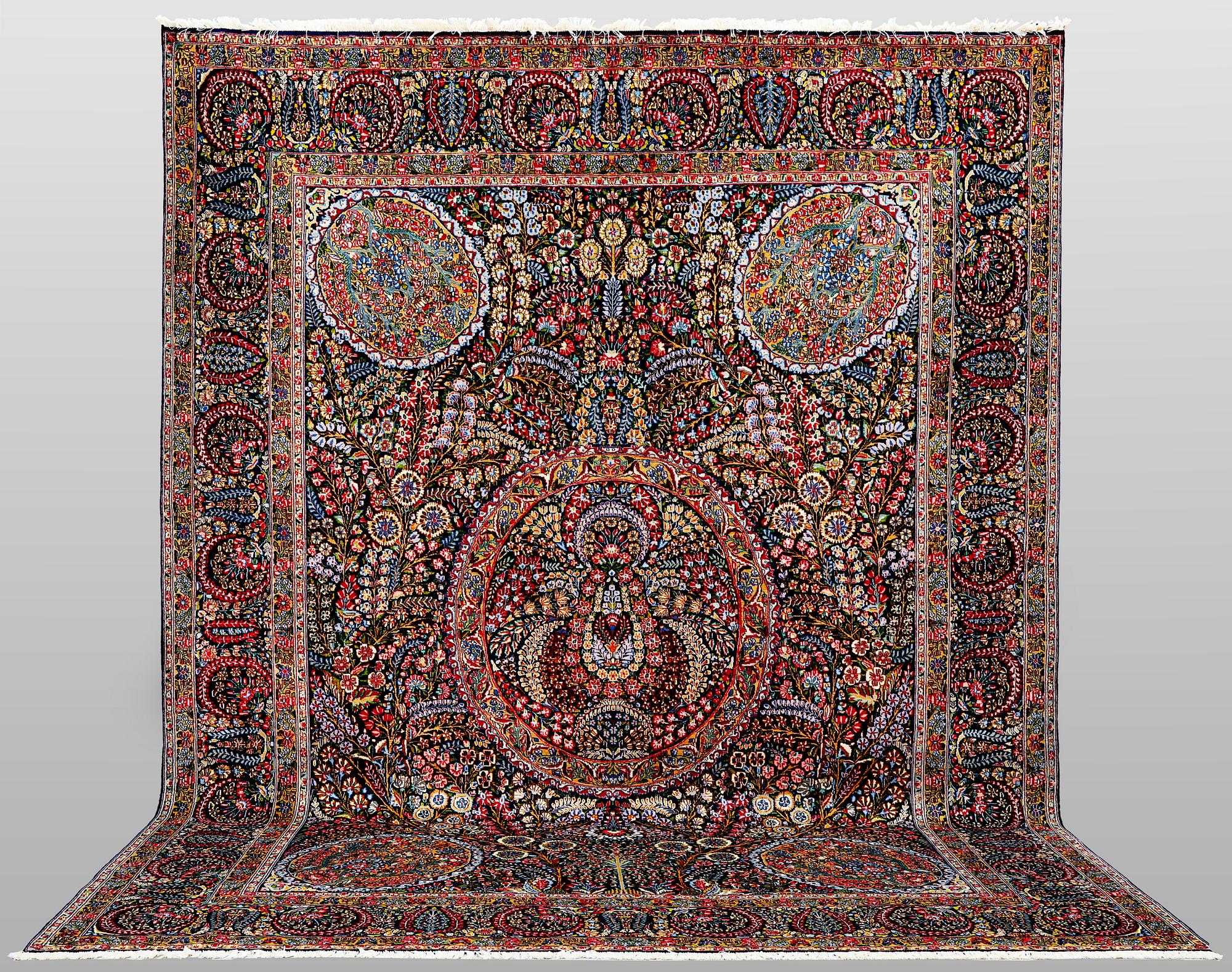 Matta, Kirman lavar, Millifleur, 393 x 300 cm.