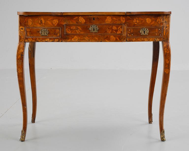 POUDREUSE, rokoko, Holland, 1700-tal.