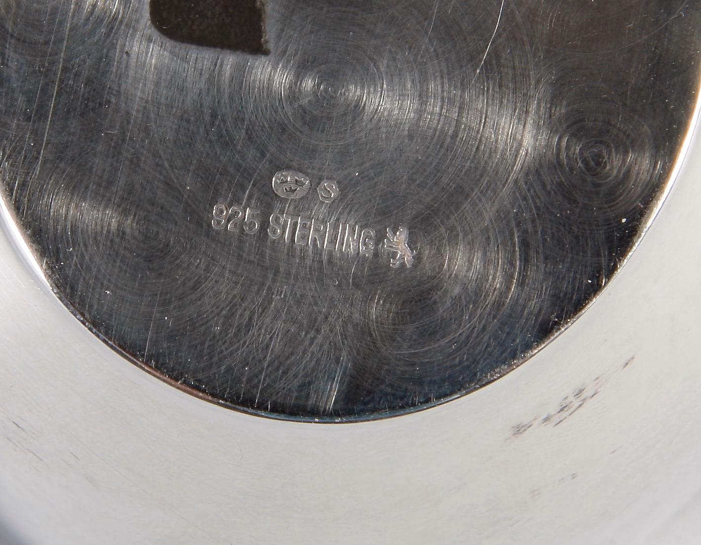 BRICKA, GRÄDDKANNA samt SOCKERSKÅL, sterling silver. Importstmpl.