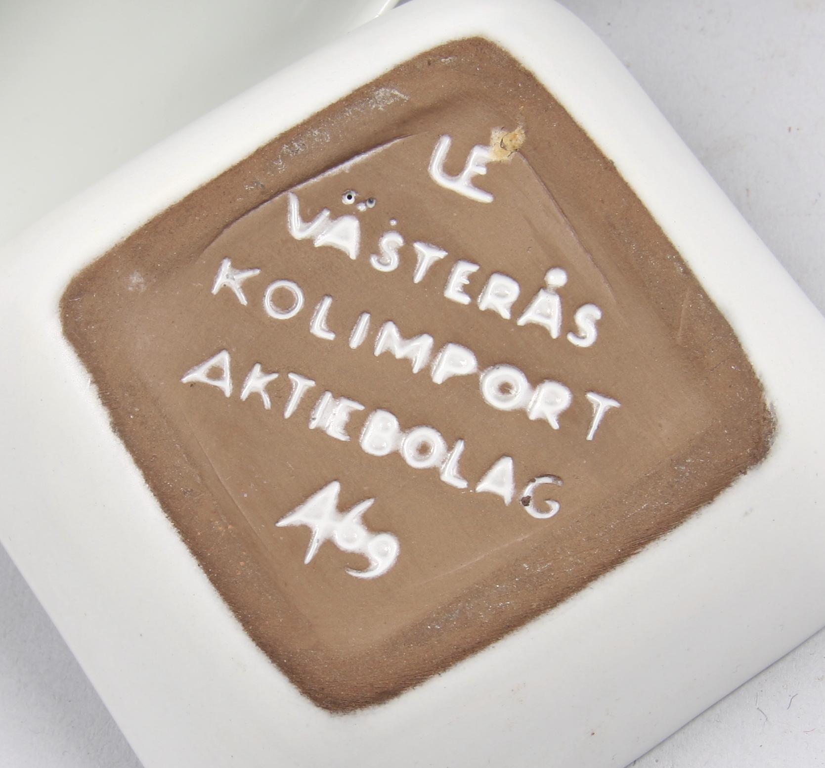 PARTI KERAMIK, 7 delar. Bl a Karlskrona/Upsala Ekeby, Mari Simmulson. Tilgmans. 1960-tal.