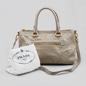 VÄSKA, Prada.