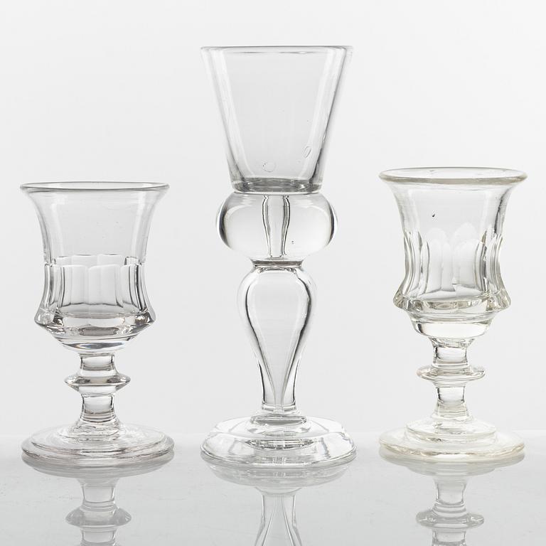 A set of eight glasses, 19th Century.