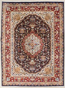 Oriental rug, Kashmar, 338 x 246 cm.