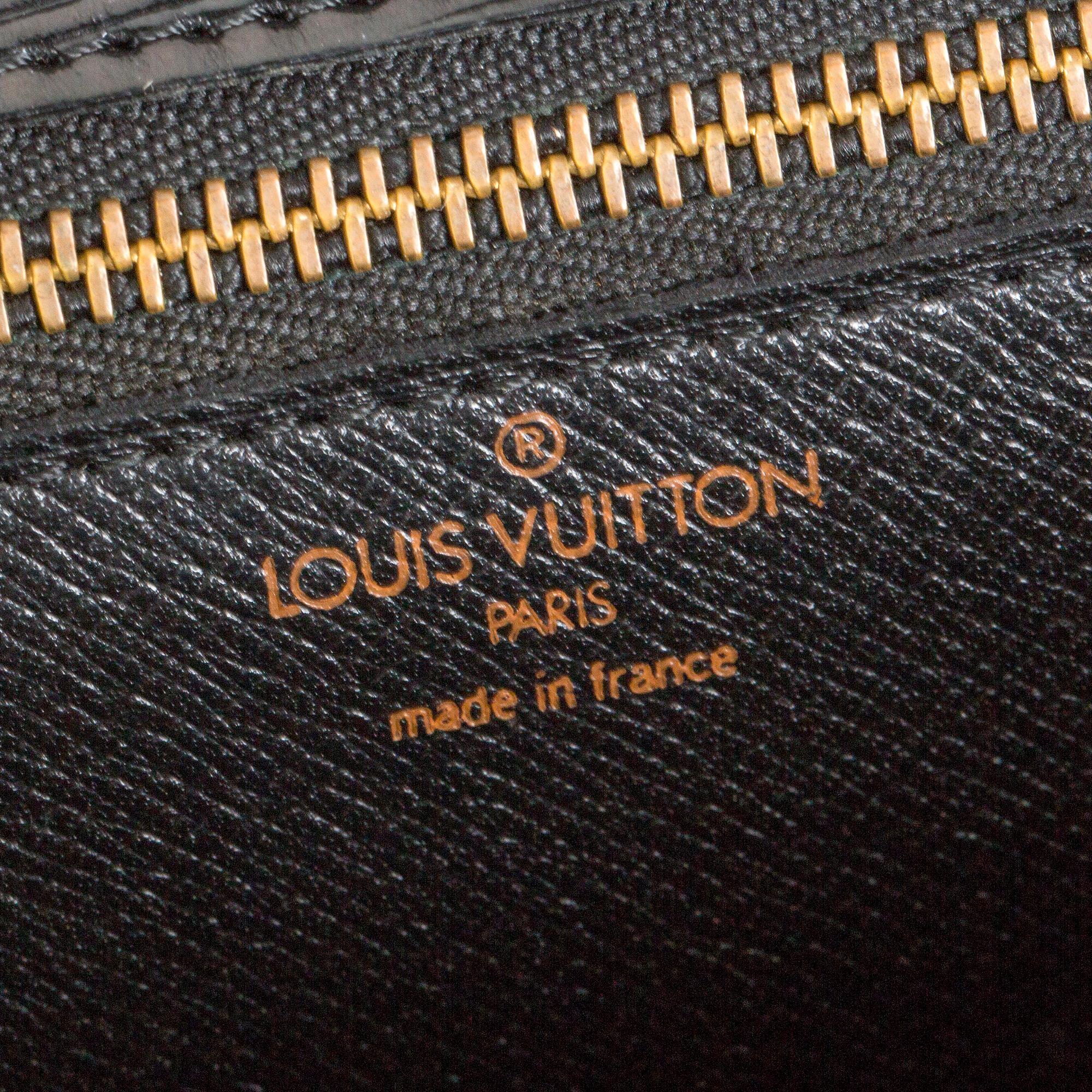 VÄSKA, "Sellier Dragonne Pochette", Louis Vuitton.