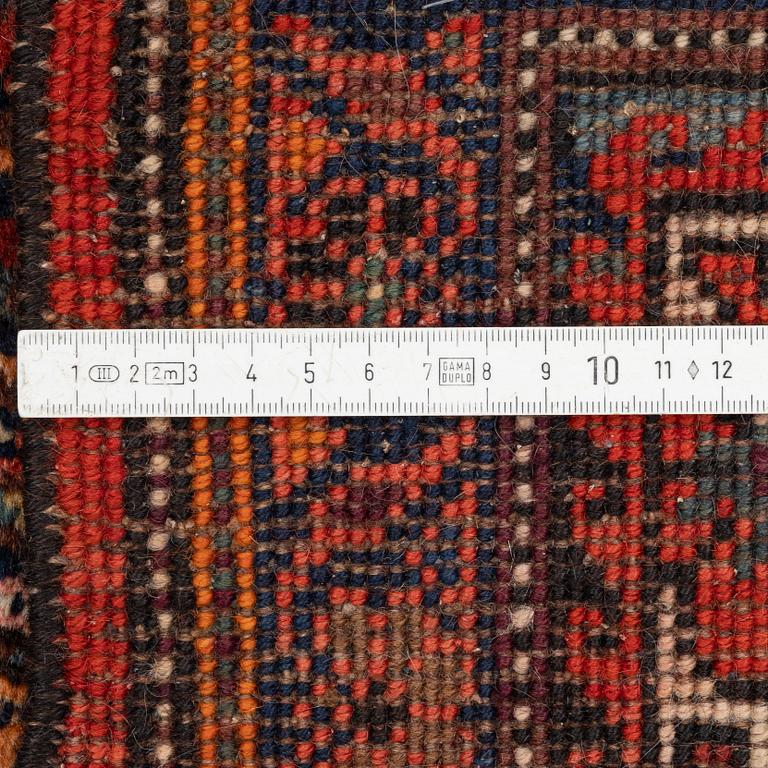 Carpet, Kurdish, approx. 199 x 135 cm.