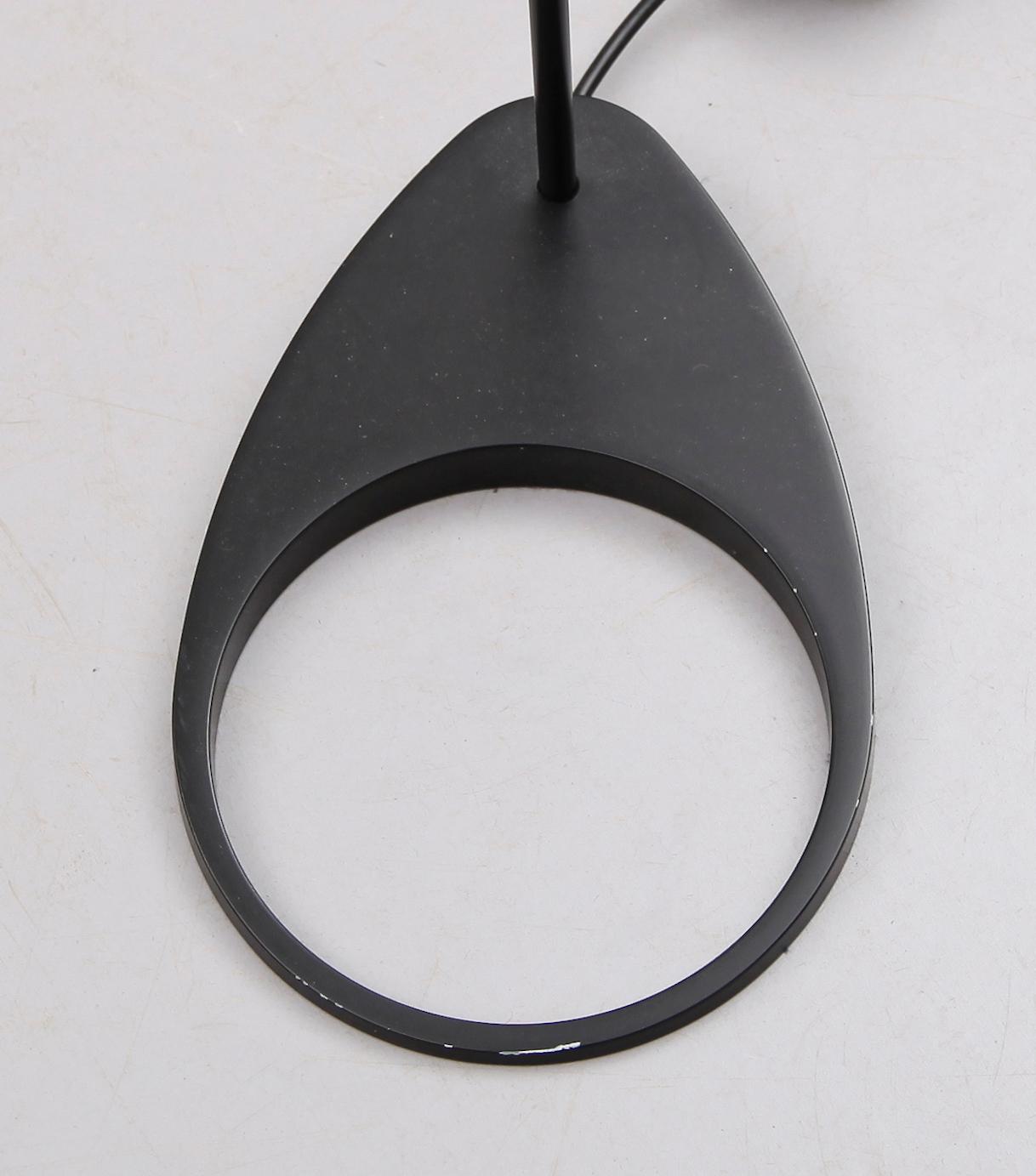 GOLVLAMPA, "AJ" Arne Jacobsen, Louis Poulsen, 2000-tal.