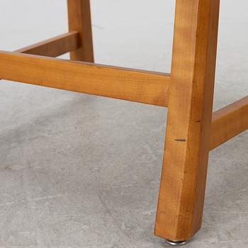 Carl Malmsten, A pair of "The City Hall Chair" armchairs.