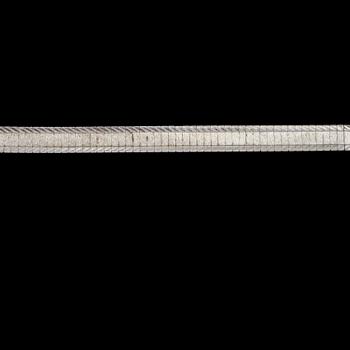 ARMBAND, silver, importstämplat. Vikt 16 g.