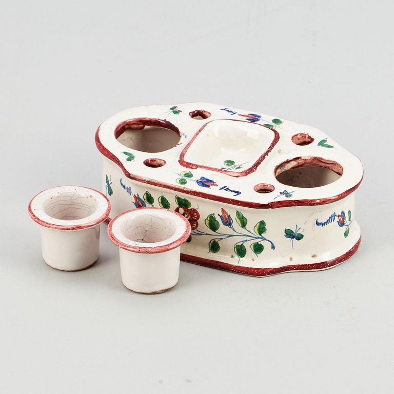 SKRIVSTÄLL, porslin, 1900-tal.