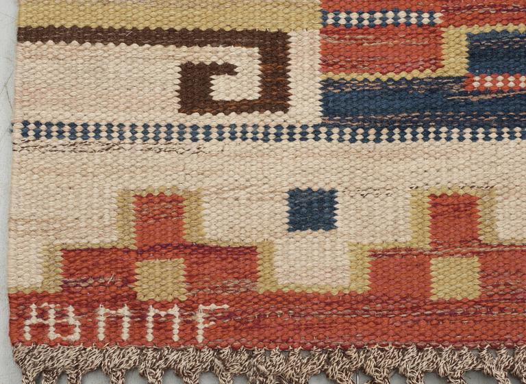 CARPET. "Blå heden". Flat weave. 363,5 x 241 cm. Signed AB MMF.