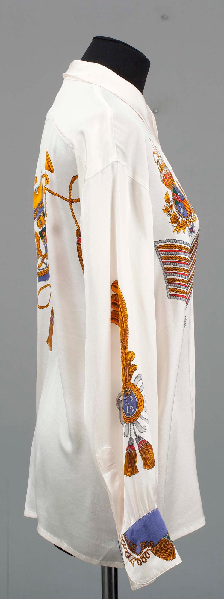 BLUS, Escada.