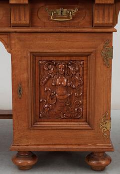 SKRIVBORD samt STOL, nyrenässans, C.E. Jonsson Stockholm Möbelfabrik, omkring 1900.