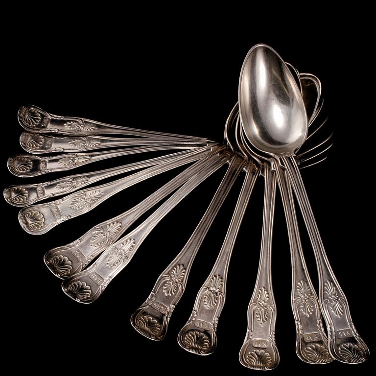 PARTI BESTICK, 31 delar, silver, mestadels Gustaf Theodor Folcker, Stockholm, 1800-tal. Vikt 1455 g.