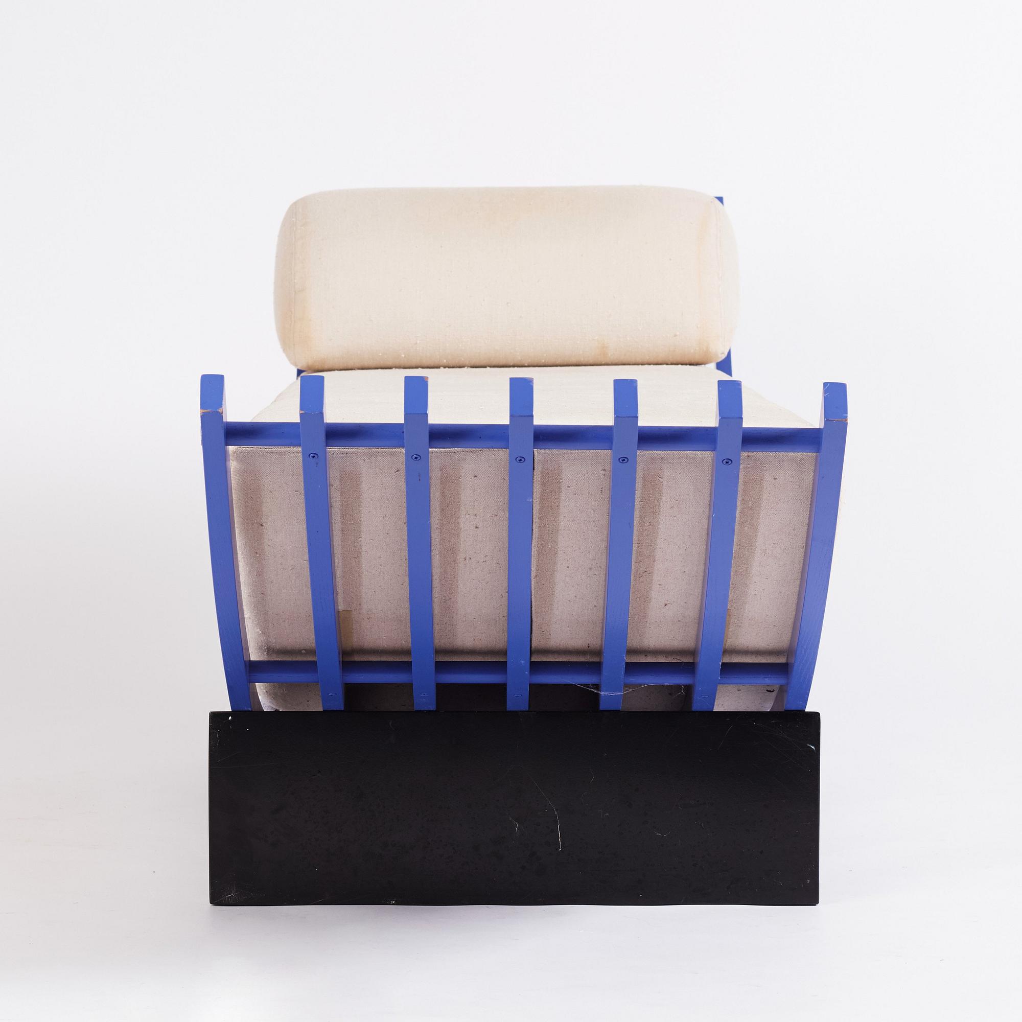 Jonas Bohlin, a 'Concav' chaise longue, Källemo, Sweden ca 1985.