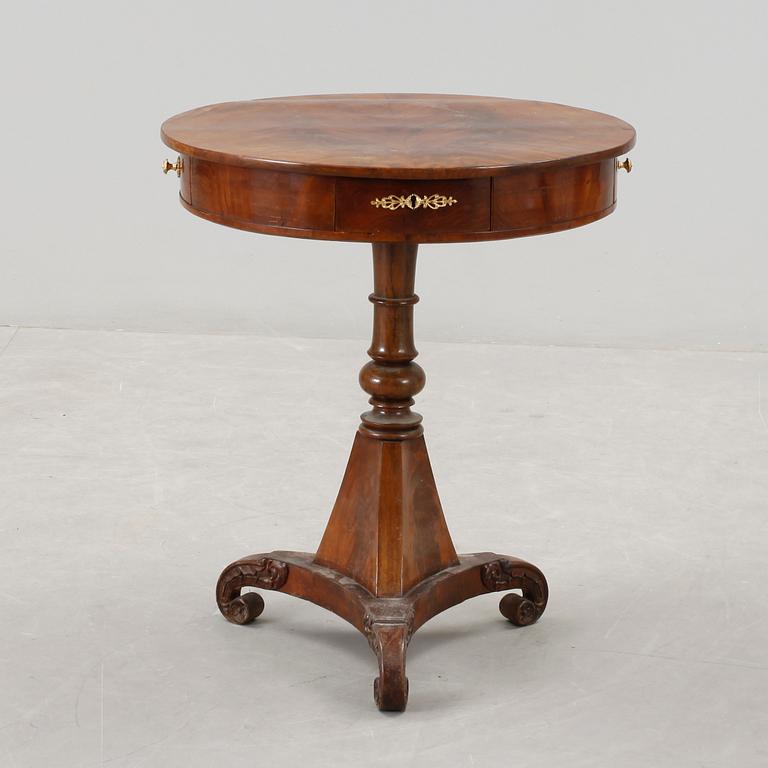 BORD, empire, 1800-talets första hälft.