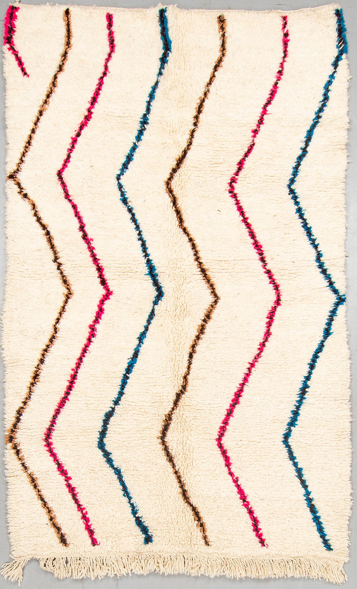 A CARPET, MOROCCO, ca 221 x 150 cm.