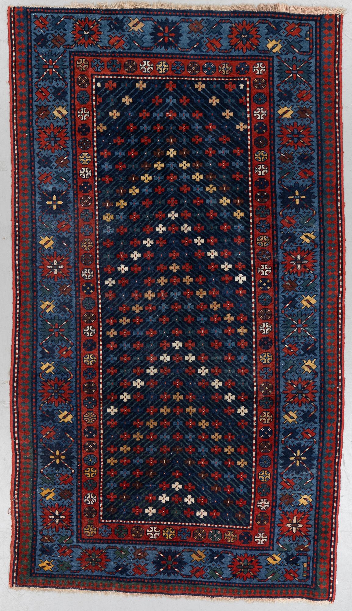 Rug, semi-antique, Caucasian, ca 228 x 129 cm.