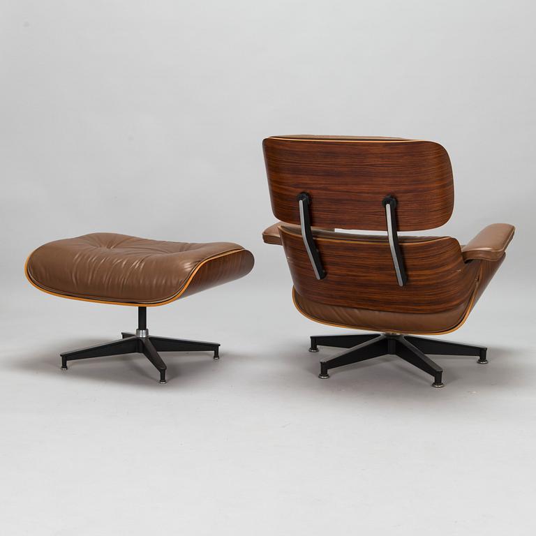 Charles och Ray Eames, fåtölj och fotpall, "Lounge chair" för Herman Miller 1980-tal.