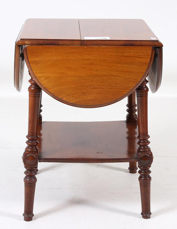 BORD, renässans-stil, 1900-tal.