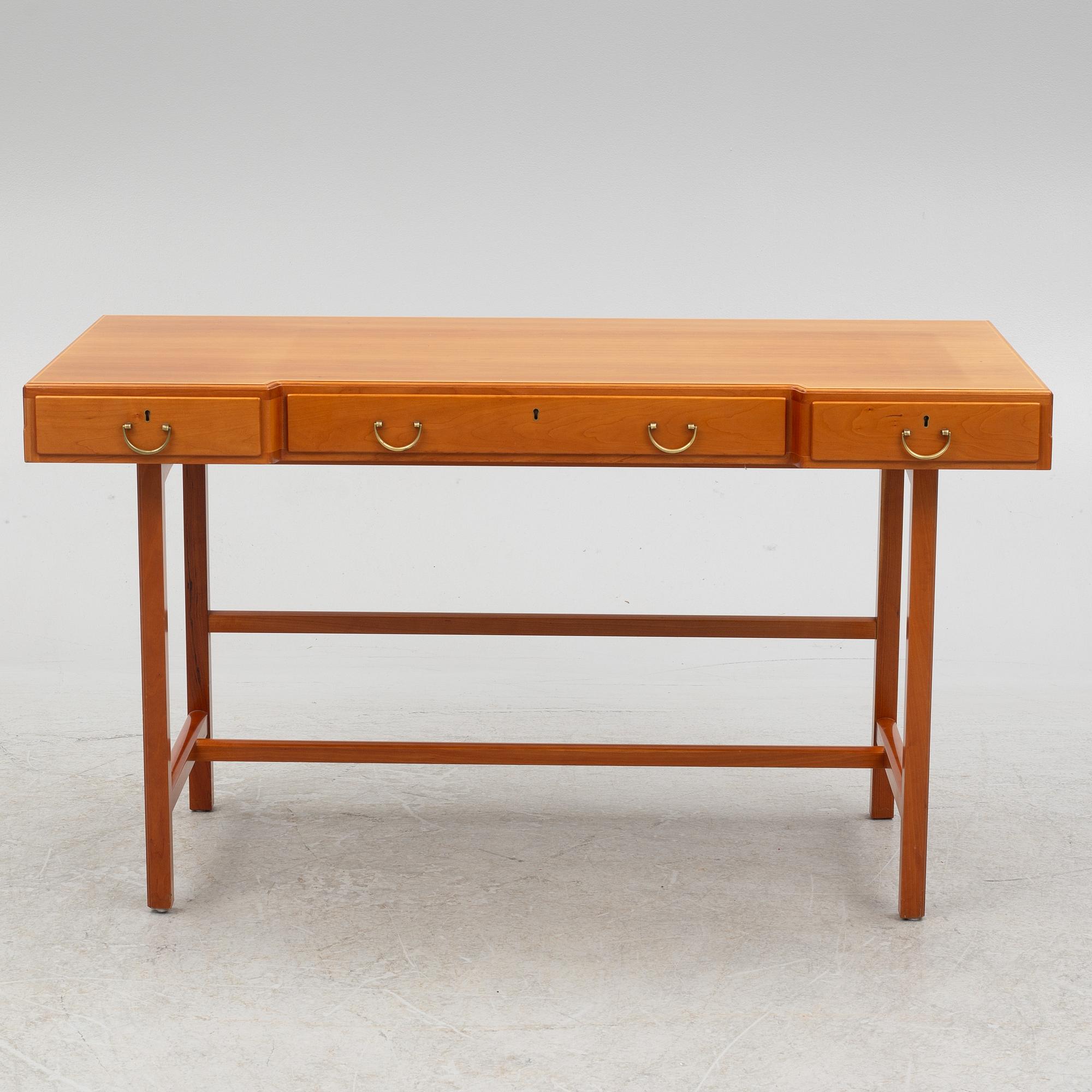Josef Frank, desk model B 1022, Svenskt Tenn, post 1985.