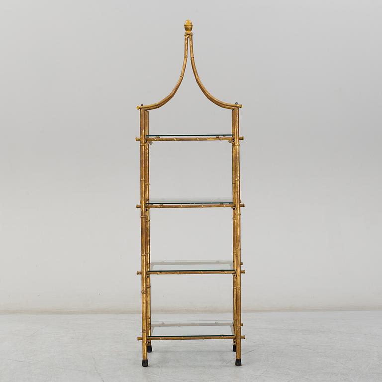 A Chinoiserie shelf, 20th Century.