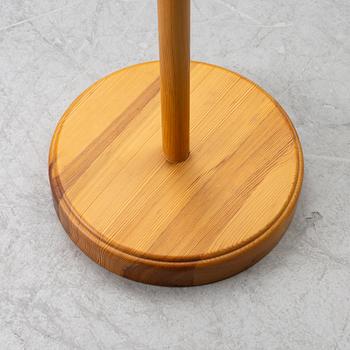 Carl Malmsten, a 'Staken' floor lamp, Sweden, second half of the 20th century.