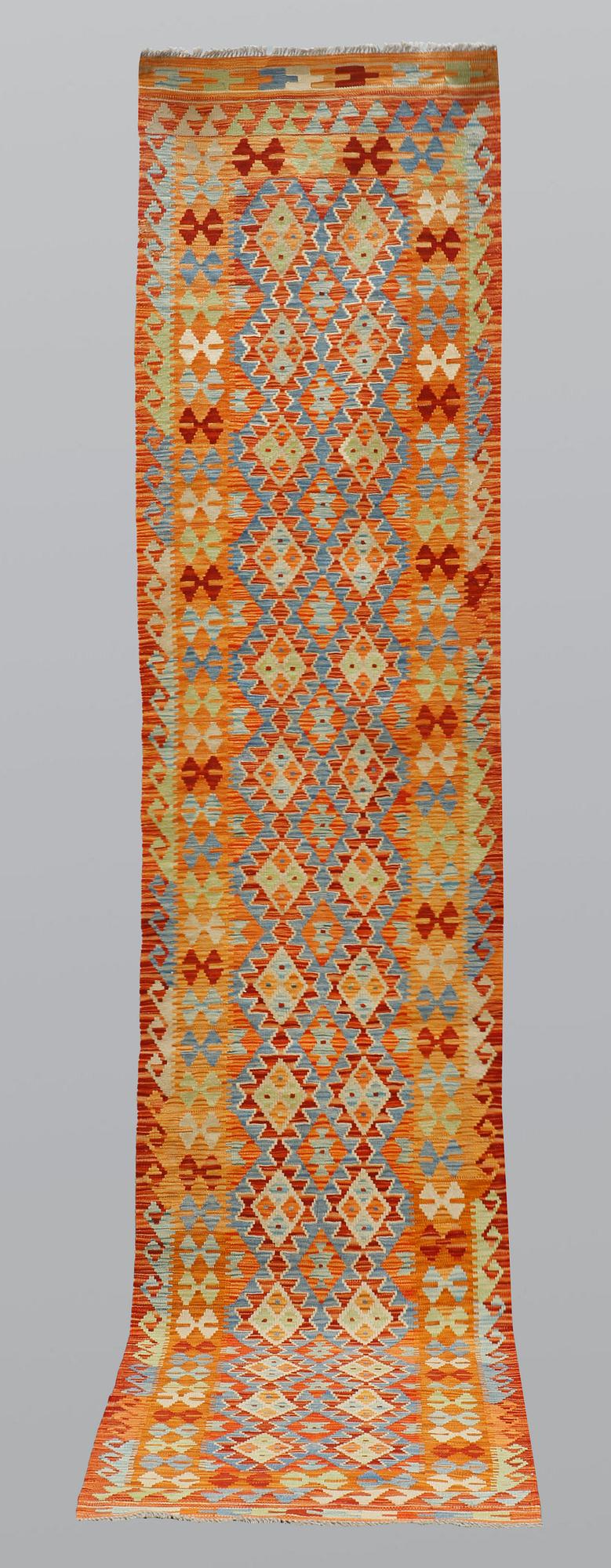 Gallerimatta, Kelim, ca 391 x 81 cm.