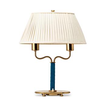 344. Josef Frank, bordslampa, Firma Svenskt Tenn, modell 2388.