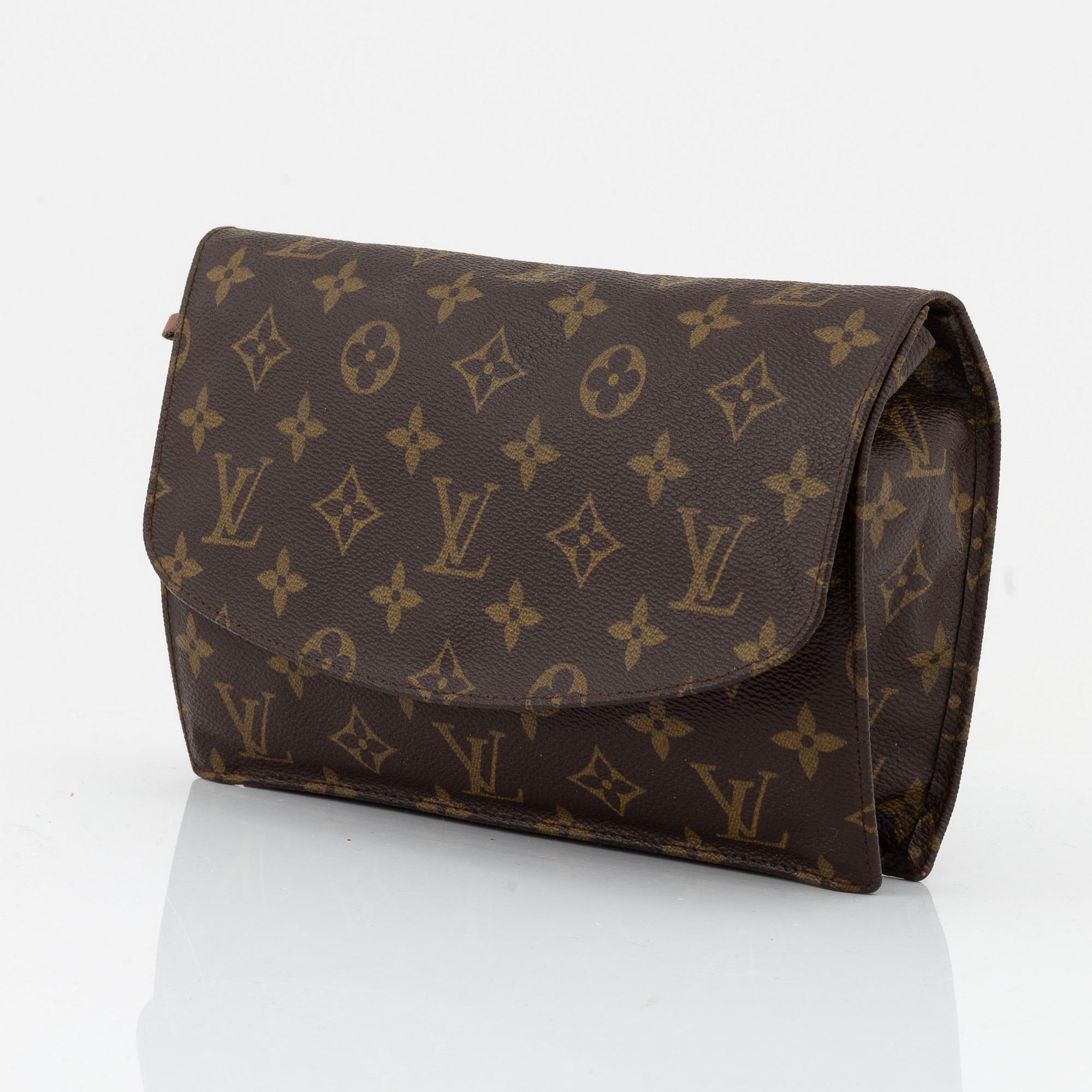 Louis Vuitton a vintage monogram canvas Pochette Rabat clutch 1983. Bukowskis