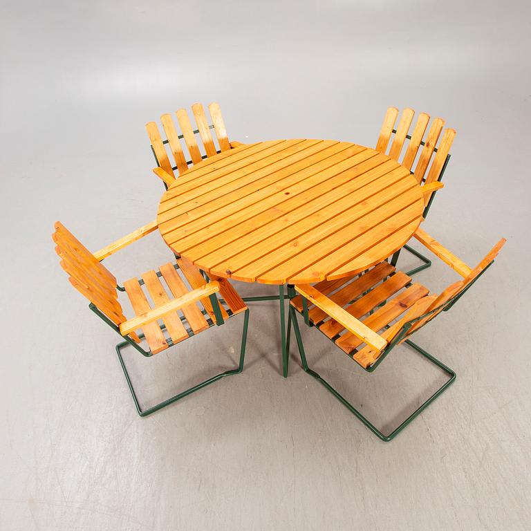 A five pcs garden suite by Arthur Lindquist  model A2, Grythyttan Stålmöber, late 20th century.